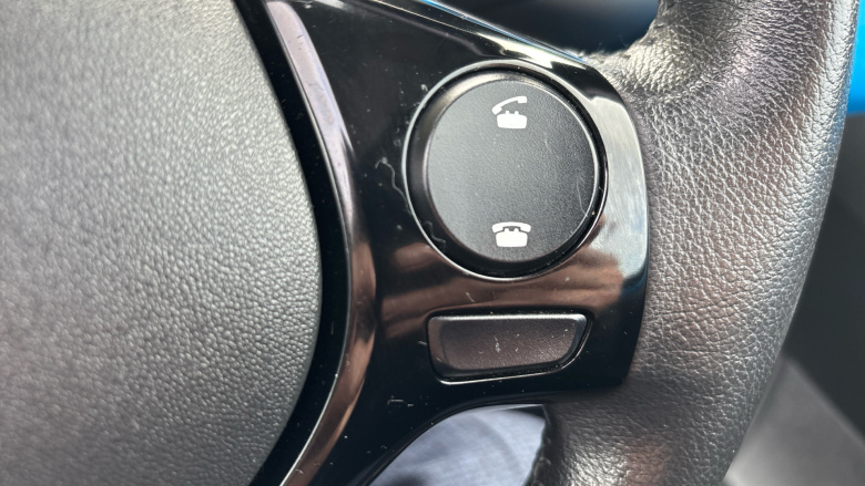 Toyota Aygo 1.0 VVT-i X-Trend 5dr x-shift Petrol Hatchback